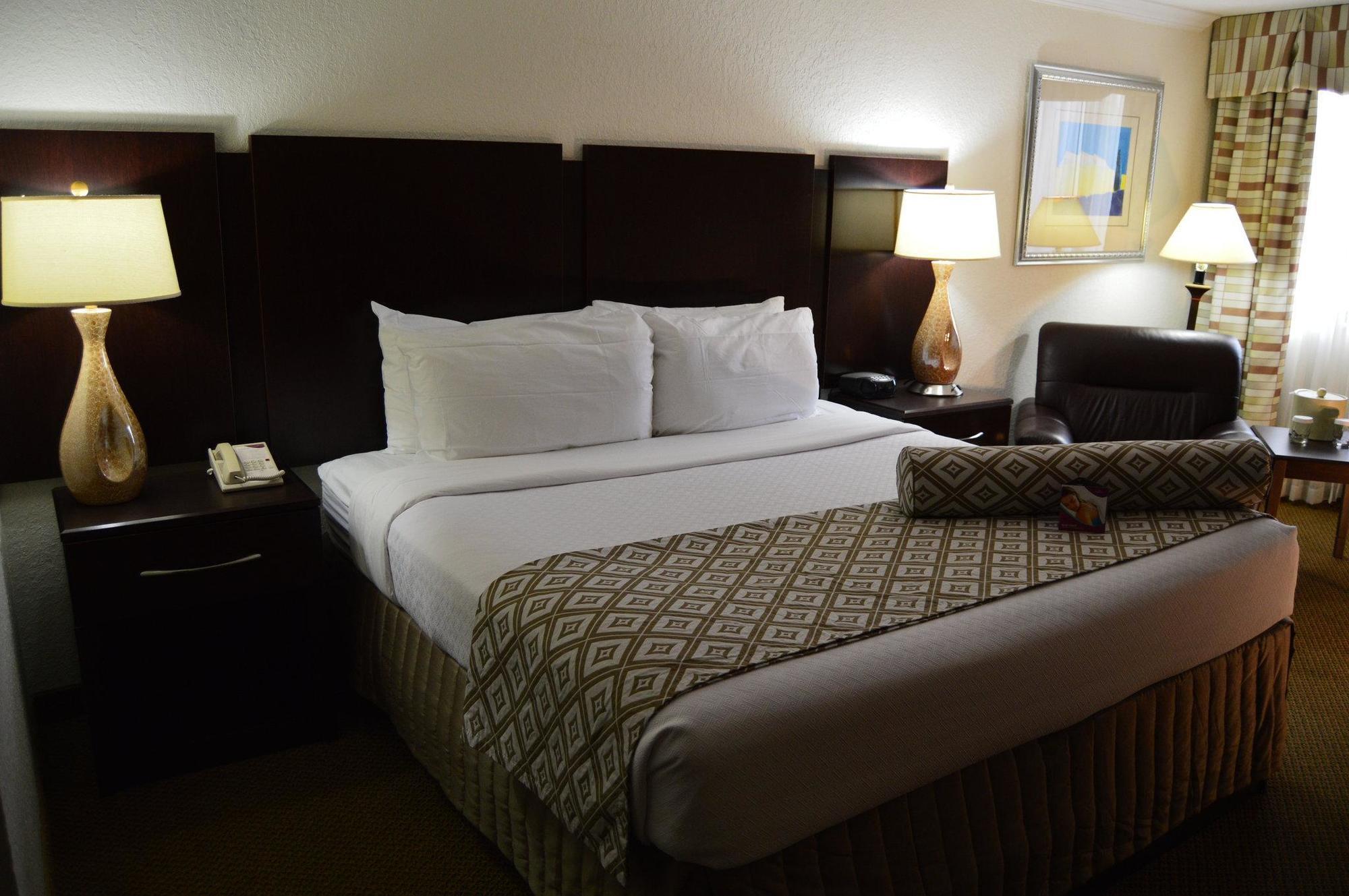Four Points By Sheraton Detroit Novi Esterno foto