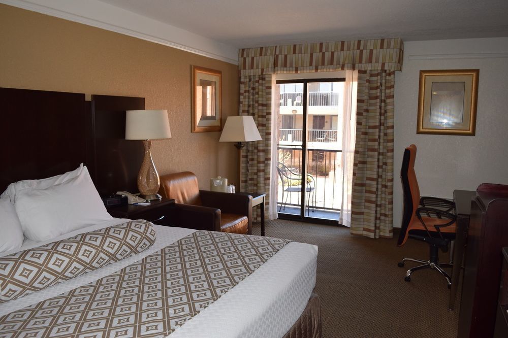 Four Points By Sheraton Detroit Novi Esterno foto