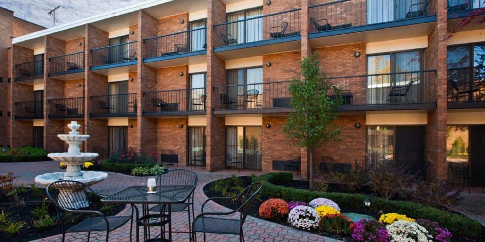 Four Points By Sheraton Detroit Novi Esterno foto